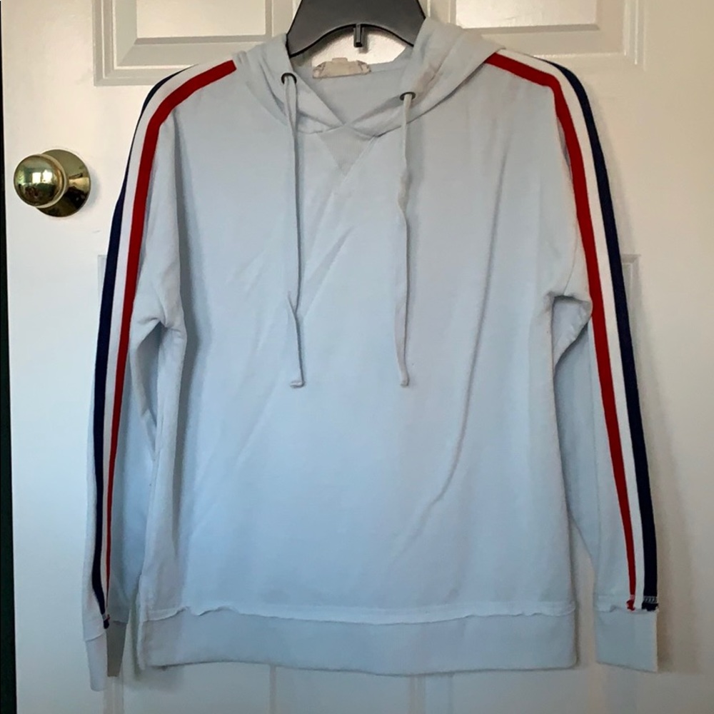 hooded long-sleeve tee